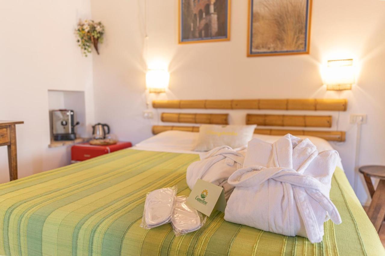 Agriturismo Cappellese Castelnuovo della Misericordia Eksteriør billede