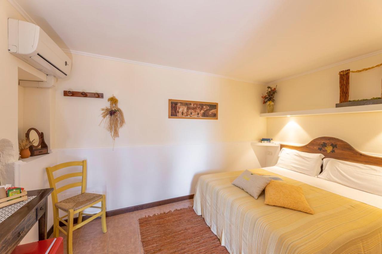 Agriturismo Cappellese Castelnuovo della Misericordia Eksteriør billede